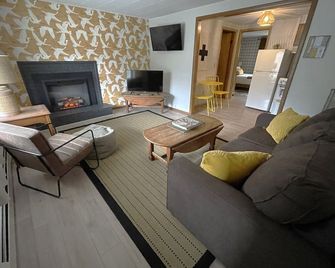 Berkshire Valley Inn - New Ashford - Sala de estar