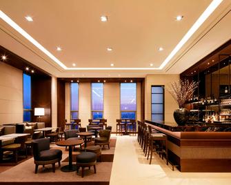 Four Points by Sheraton Josun Seoul Station - סיאול - בר
