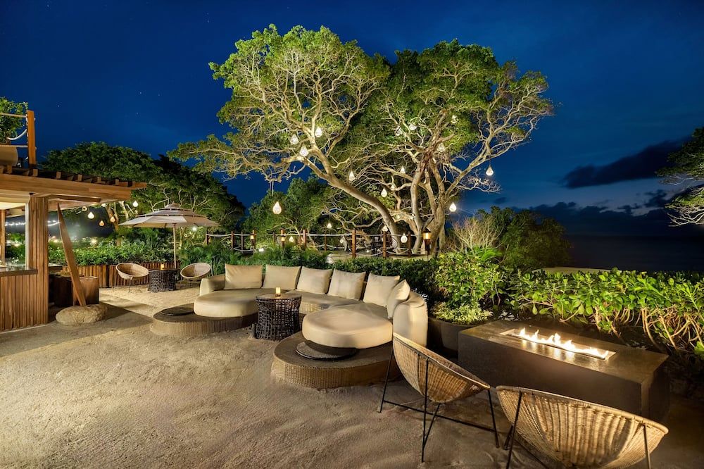 سيكريتس باهيا ميتا سورف آند سبا - ٔدالتس ٔونل -سعامامل جميع الخدمات - بورتو فولارتا - شرفة مرصوفة