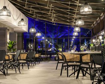 Sofitel Dubai Jumeirah Beach - Dubái - Restaurante