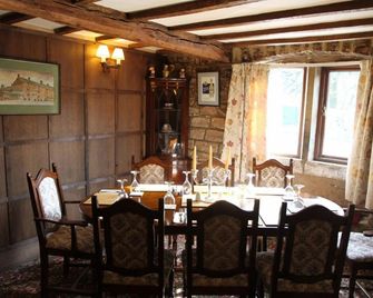 Jug and glass - Matlock - Sala pranzo