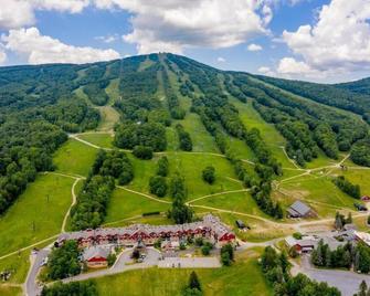 The Lodge at Mount Snow - Dover