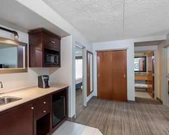 Holiday Inn Express & Suites Wheat Ridge-Denver West By IHG - Wheat Ridge