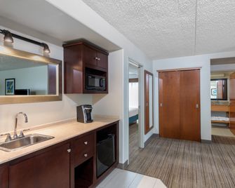 Holiday Inn Express & Suites Wheat Ridge-Denver West By IHG - Wheat Ridge