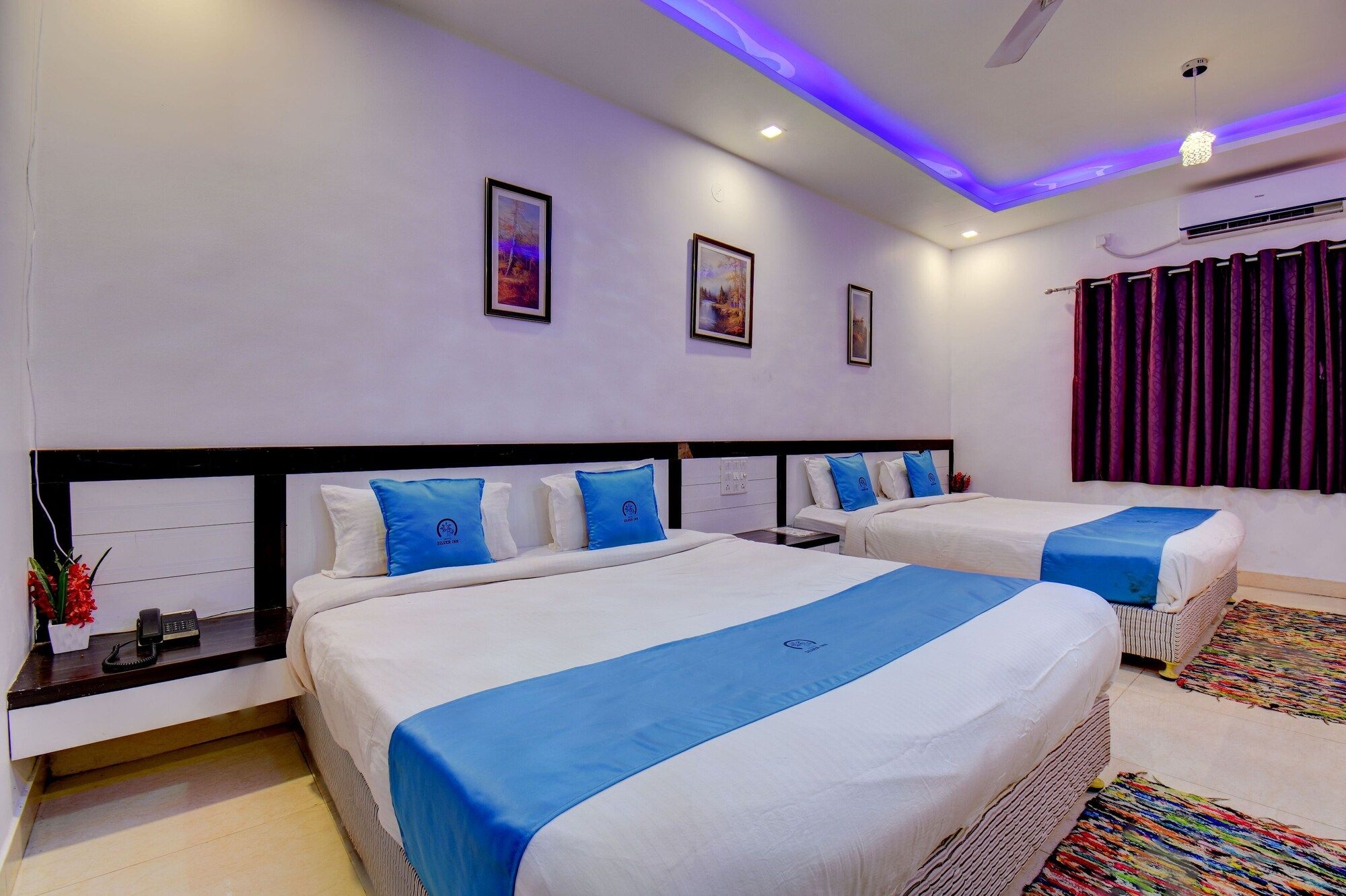 Hotel Silver Inn - Mahabaleshwar - Soveværelse