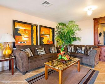 Quality Inn & Suites Franklin - Franklin - Sala de estar
