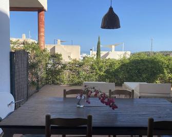 Beautiful Villa With Sea Views Can Santisol Cala Tarida Ibiza - Lic Etv-1915-E - Sant Josep de sa Talaia - Balcon