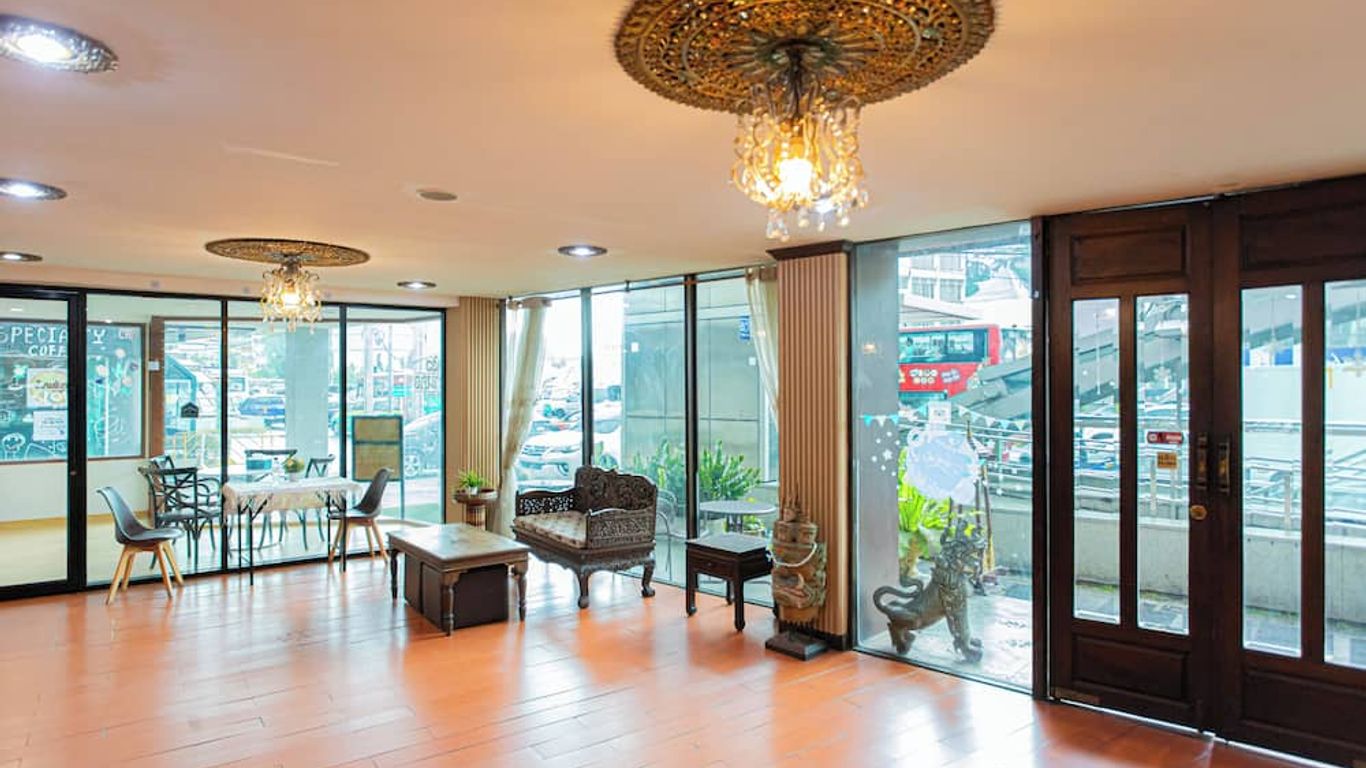 Sk Boutique Mahanakhon