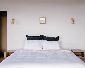 Luxury Safari Tent - 웰링턴 - 침실