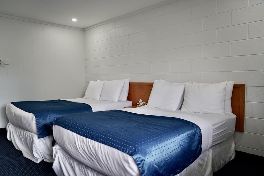 Cedar Lane Motel - Bracebridge - Schlafzimmer