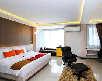 Udtel Boutique Hotel Udonthani - Udon Thani
