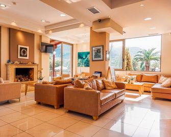 Apollo Resort Art Hotel - Kyparissia - Lobby