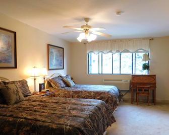 Cozy Bigfork Condo - Bigfork - Bedroom