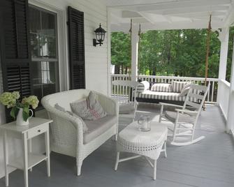 Hatley House North Lake - North Hatley - Balkon
