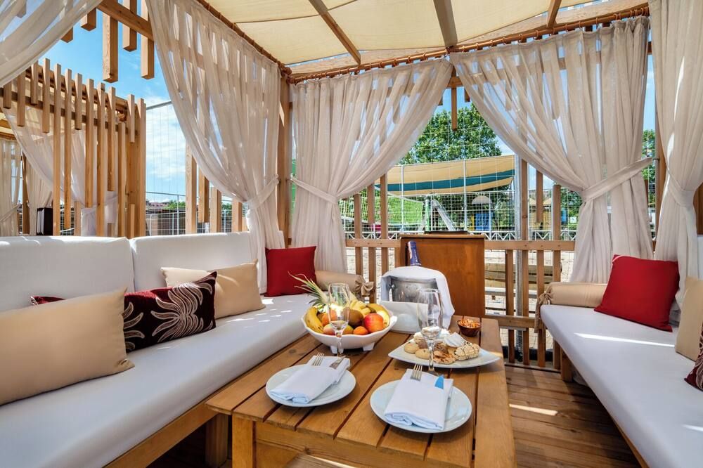 Trendy Verbena Beach - Side