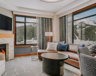 ذا سميت هوتل آت بيج سكاي ريزورت - بيغ سكي - غرفة معيشة