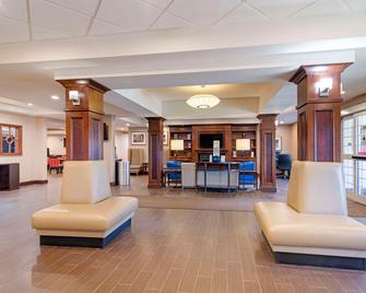 Comfort Inn and Suites Dover-Portsmouth - Dover - Lobby