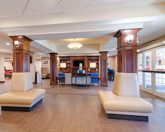 Comfort Inn and Suites Dover-Portsmouth - Dover - Lobby
