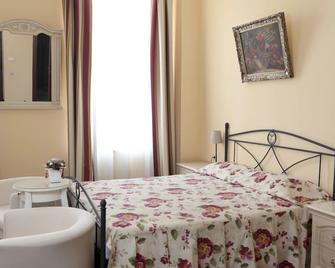 Boutique Pension Park - Timișoara - Schlafzimmer