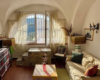 Casa Belvedere - Diano San Pietro - Sala de estar