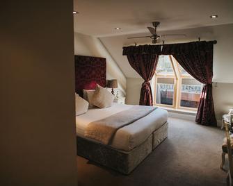 Hall Farm Hotel And Restaurant - Grimsby - Schlafzimmer