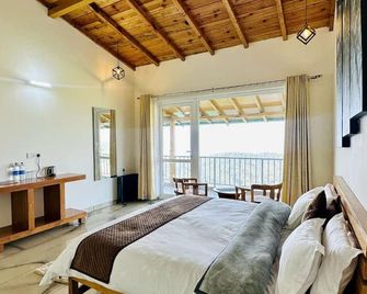 Shree Parijat Resort - Luxury Resort In Mukteshwar - Mukteshwar - Bedroom