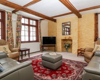 The Old Rectory - Presteigne - Living room