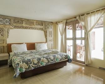 Balitung Villa Seminyak - Kuta - Sovrum