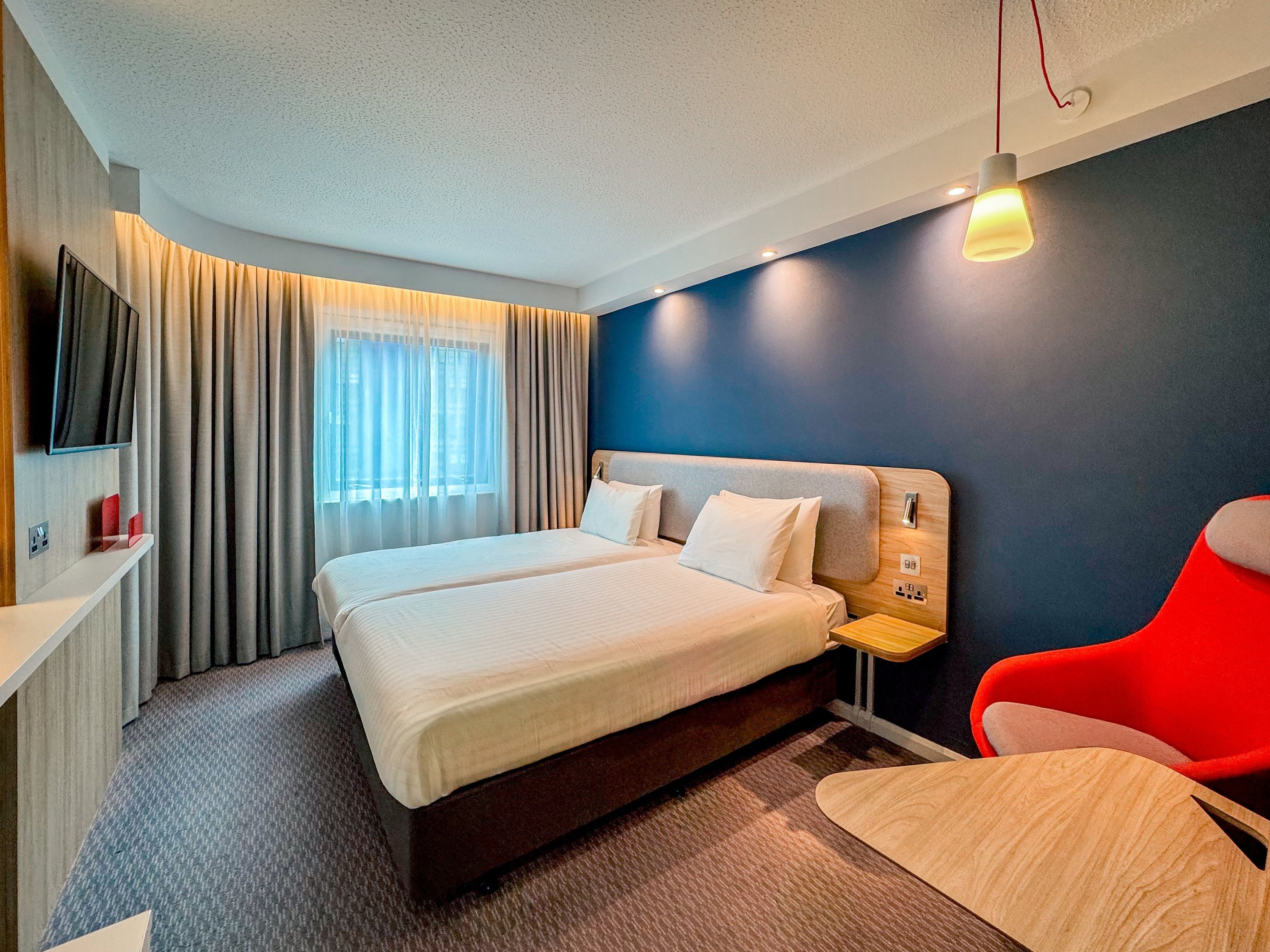 Holiday Inn Express London - Stratford By IHG - לונדון - חדר שינה