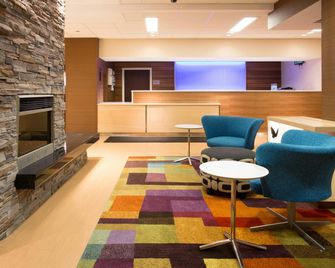 Fairfield Inn & Suites by Marriott Boston Milford - Milford - Salónek