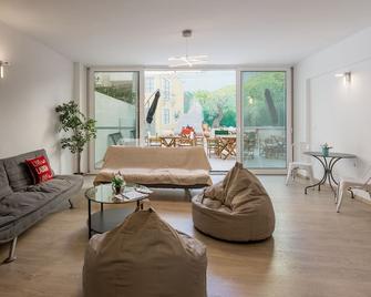 Supreme Comfort by Athens Stay - Athen - Boligens fasiliteter