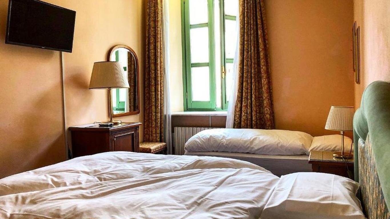 Hotel Roma