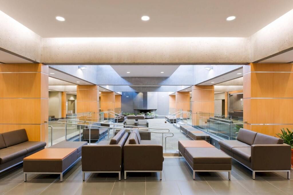 ويست كوست سويتس آت يو بي سي