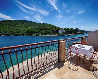 Apartments Malo Lago - Lastovo - Balcony