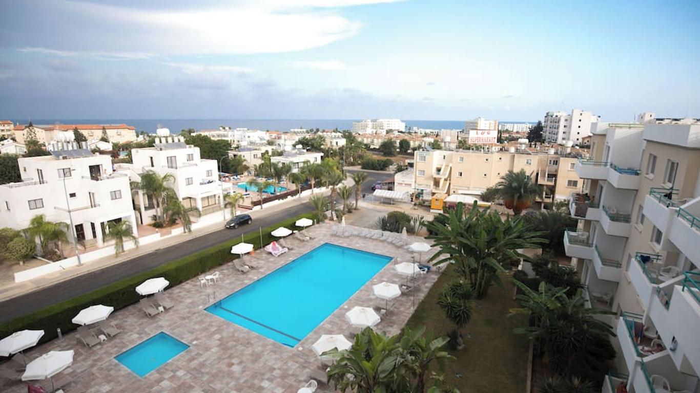Debbiexenia Hotel Apartments