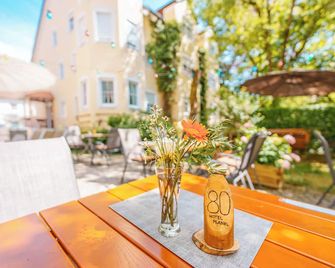 Bavaria Lifestyle Hotel - Altötting - Innenhof