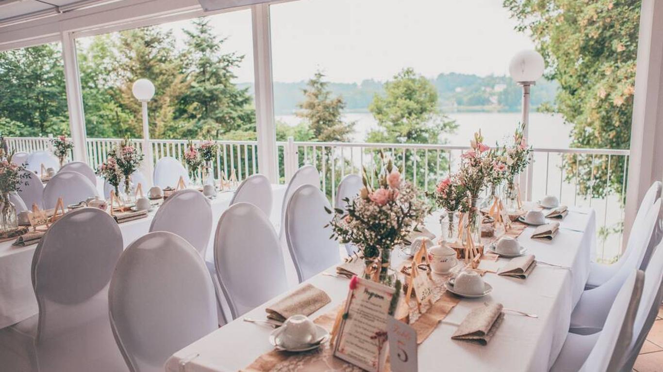 Strandhotel Vier Jahreszeiten Buckow
