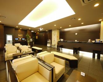 Hotel Route-Inn Ina Inter - Minamiminowa - Restaurante