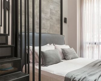 11 Enteka Acropolis Suites - Athens - Bedroom