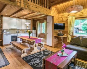 Merenneito by Interhome - Yläne - Sala de estar