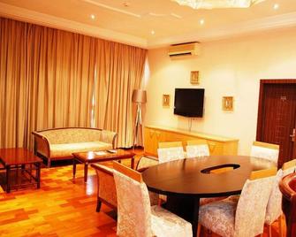 Owu Crown Hotel - Ibadan - Dining room