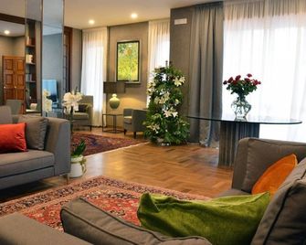 Borea Luxury B&B - פסקארה - סלון