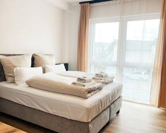 Qonroom - Detmold - shared kitchen - BBQ - App9 - Detmold
