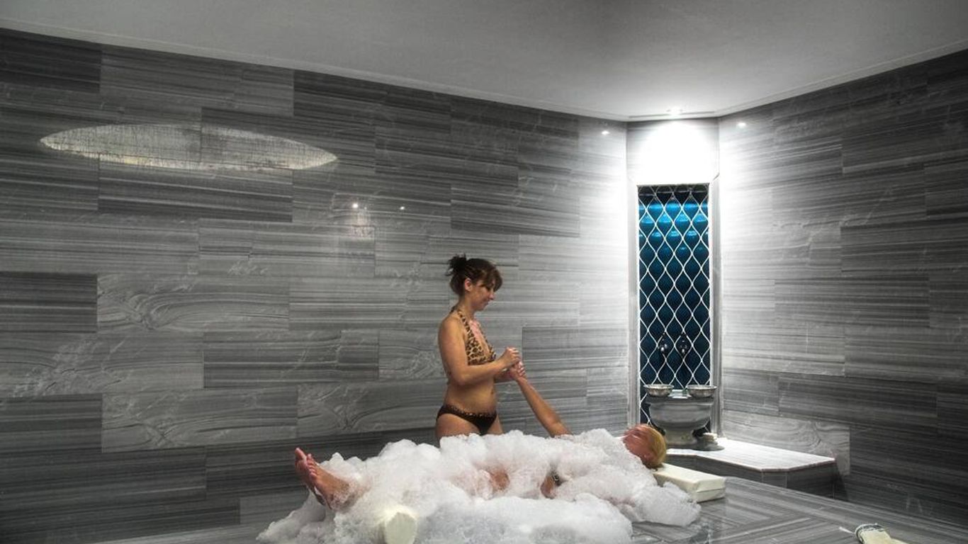 巴提汗海灘度假飯店及水療中心