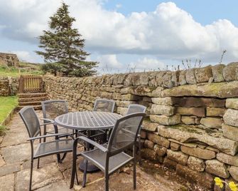 Curlew Cottage - Keighley - Patio