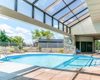 Studio 6 Southgate, MI - Detroit - Southgate - Piscina