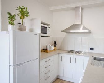Cbd Apartments Launceston - Launceston - Kitchen