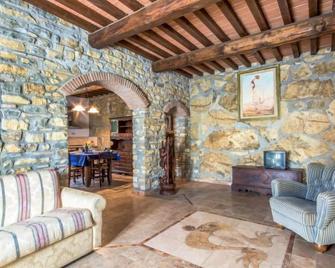 Holiday Home Villa Fontana by Interhome - Monteverdi Marittimo - Living room