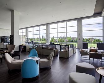 Pullman Miri Waterfront - Miri - Lounge