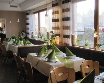 Rhön-Hotel Sonnenhof - Restaurant & Café - Poppenhausen - Restaurante